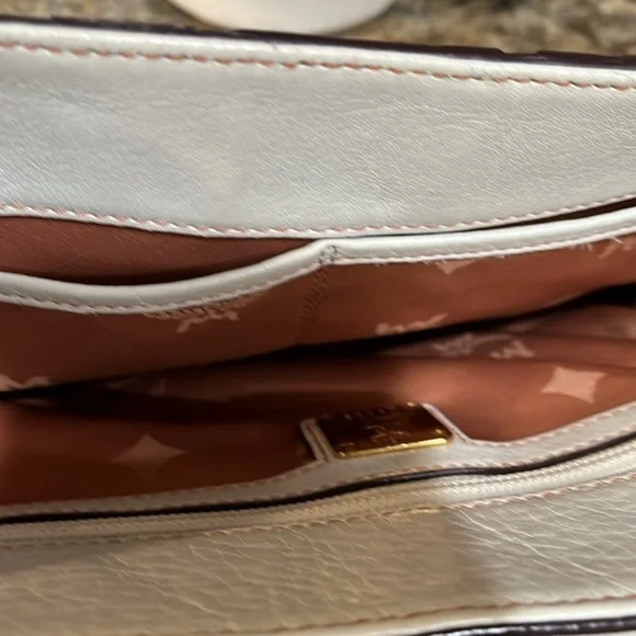 MCM EUC  White/ Orange leather croc embossed Handbag - Picture 12 of 12